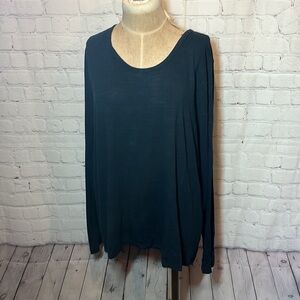 Twist back charcoal gray athletic long sleeve top size xl